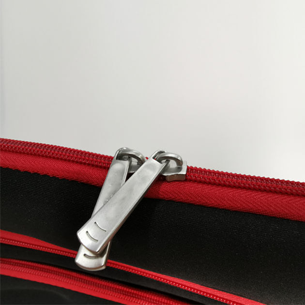 Two-way reversible zipper